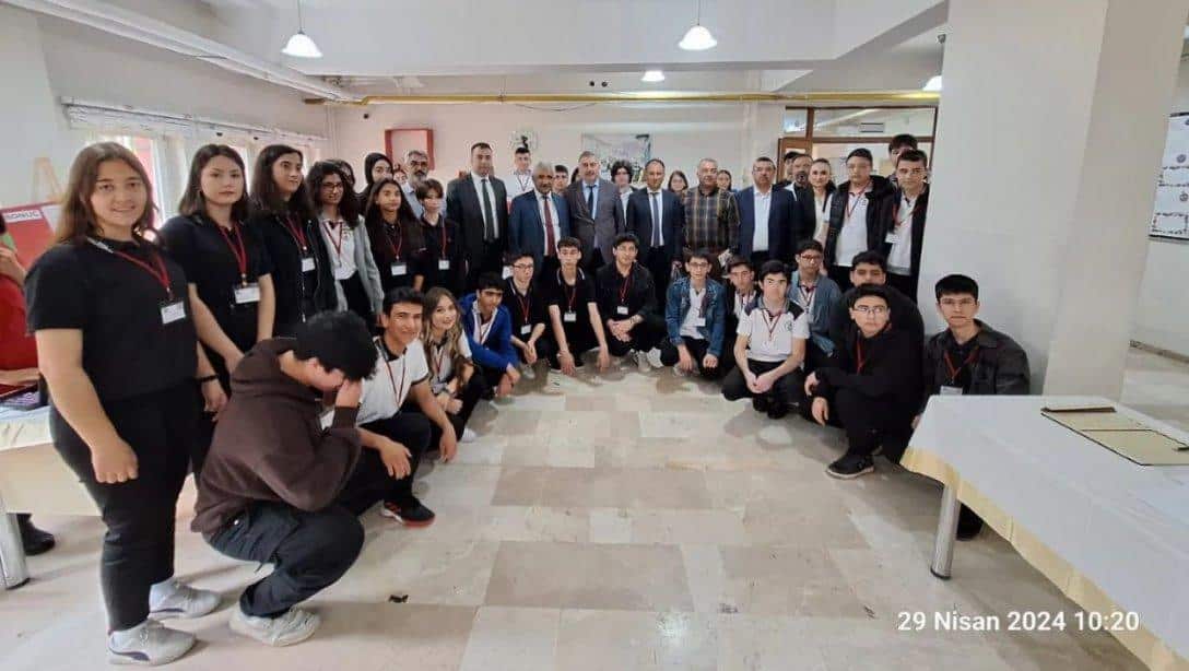 Polatlı Anadolu Lisesinde TÜBİTAK 4006 Bilim Fuarı Açıldı